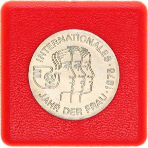 Německo - DDR (1949-1990), 5 M 1975 - Mezinárodní rok ženy KM 55 +certifikát