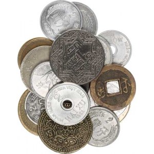 Konvolut, 18 kusů téměř různých mincí (Vietnam, Čína, Nepál...) 1x Ag