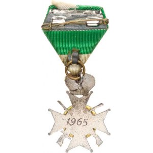 Německo, Kříž 1965, datace na rv. / stříbrný kříž završený zlatou koruno