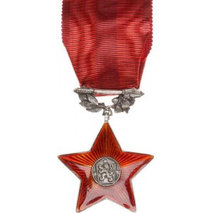 Československo, Řád Rudé hvězdy II. vydání, číslo 3119 Ag punc 900 raž
