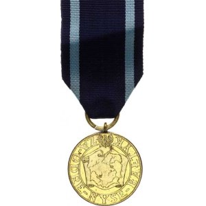 Polsko, Medaile ZA ODRE-NYSE-BALTYK / RP ZWYCIEZCOM 1945 zlatá