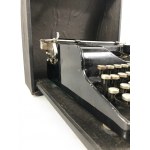 Písací stroj Olympia 40. roky 20. storočia