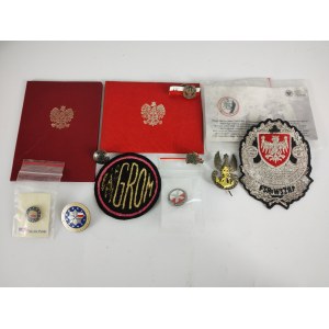 IIIRP - A set of Wpinki, Badges and Legitimacy badges.