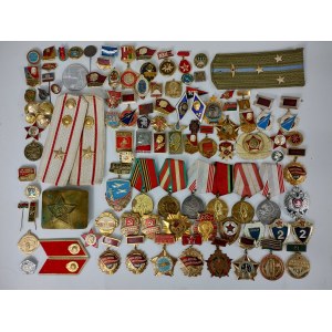 SSSR - Sada odznaků, medailí a součástí uniforem