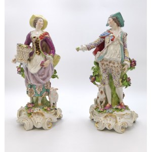 A pair of figures: a shepherdess and a shepherd boy