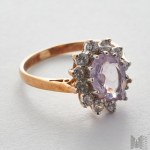 Ring with amethyst - 375 gold
