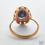 Ring with sapphire and diamonds - 375 gold