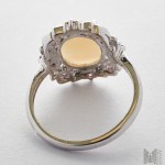 Opal ring - 375 gold