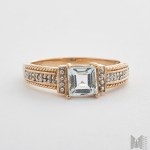 Prsten s akvamarínem a diamanty - 375 zlatý