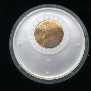 2000 Kč bimetalová stříbrná mince se zlatou inlejí a hologramem, vydaná k roku 2000, kapsle, etue, cert., Ag+Au,