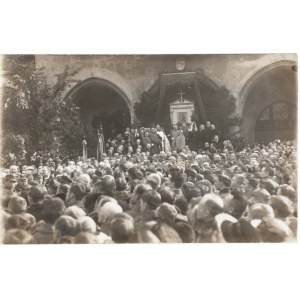 [PIŁSUDSKI Jozef während des Festes der Vereinigung der Armee. Kraków 19 X 1919].