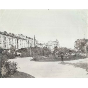 [Lviv - Hetman's Bulwarks - Photograph. late 19th/early 20th century].
