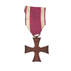 First pattern of the Cross of Valor, September 1920.