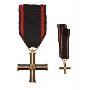Krzyż Niepodległości z miniaturą