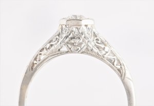 Diamond ring, 1st half of 20th century.