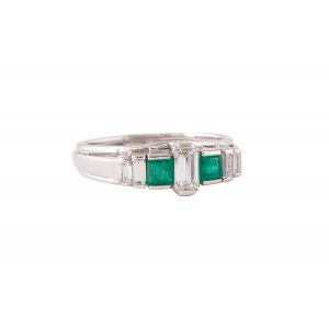 Ring with emeralds and diamonds, contemporary