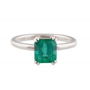 Ring with emerald, contemporary
