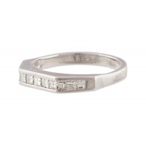 Diamond ring, contemporary