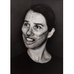 Aneta Grzeszykowska (nar. 1974, Varšava), Grinning Face zo série Face Book, 2020.