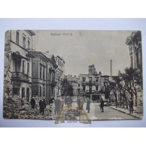 Kalisz, street in ruins, residents, 1914