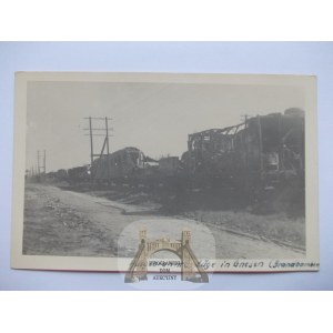 Gniezno, Gnesen, dworzec, zniszczone pociągi, 1939