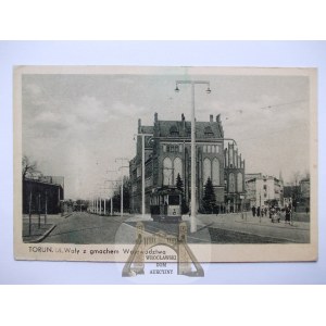 Toruň, ulice Wały, provinční budova, tramvaj, cca 1935