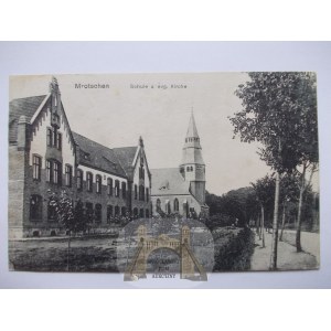 Mrocza, Mrotschen k. Nakło, szkoła i kościół, ok 1914