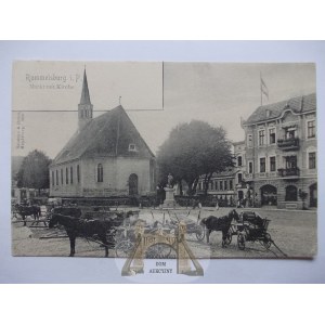 Miastko, Rummelsburg, Marktplatz, Fuhrwerke, ca. 1900