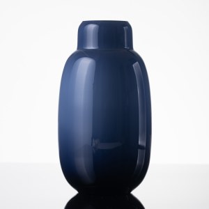 Glashütte Tarnowiec, Dunkelblaue Vase, Muster 794, frühes 21. Jahrhundert.