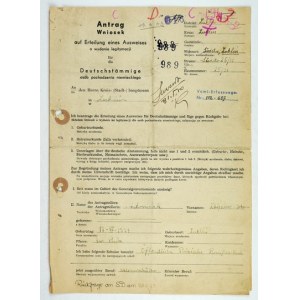 ANTRAG auf Erteilung eines Ausweises für Deutschstämmige. Application for the issuance of a pass for persons of German origin....