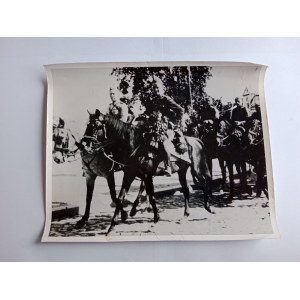 PHOTO PRE-WAR ARMY SOLDIERS HORSES 1937