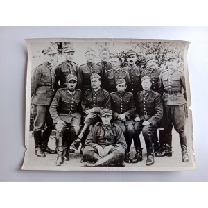 PHOTO PRE-WAR ARMY SOLDIERS
