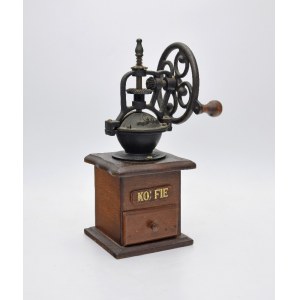 Coffee grinder with crank handle