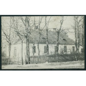 Wola Okrzejska - The house in Okrzei where H. Sienkiewicz was born, Published by the Committee for the Construction of the Mound of H. Sienkiewicz in Okrzei, cb. print, ca. 1930