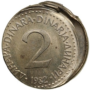 Yugoslavia 2 Dinara 1982 - Mint error