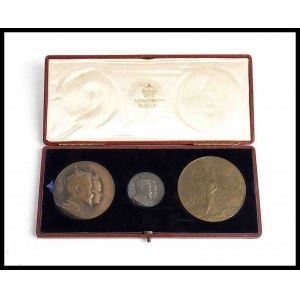 UNITED KINGDOM Lot of three commemorative medals of the coronation of Edward VII