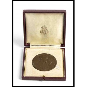 ITALY, Kingdom Commemorative medal: Wedding of Umberto of Savoy and Maria Josè of Belgium, 8 January 1930