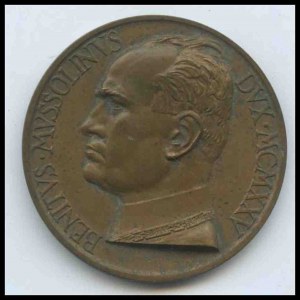 ITALY, Kingdom Benito Mussolini 1935 commemorative medal