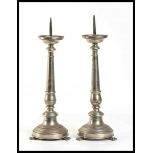 Pair of candlesticks