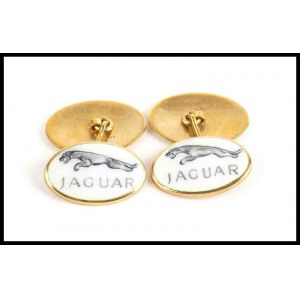 ITALY Pair of gold Jaguar cufflinks