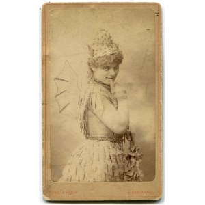 [Cardboard photograph] Maria Wisnowska [Karoli &amp; Pusch Warsaw 1880s].