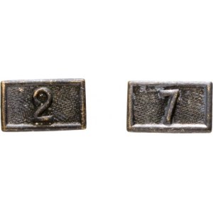 Československo, Kovové štítky k označení pluků 2 a 7 2ks