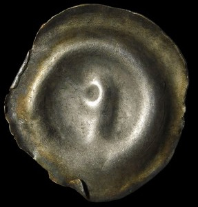 Quarter breakup, Brakteat - Eagle's head to the left