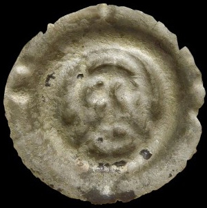 Quartering, Brakteat - Head in front with moustache