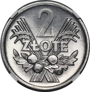 2 Gold Berries 1971
