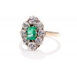 Ring mit Smaragd und Diamanten 1950er Jahre.