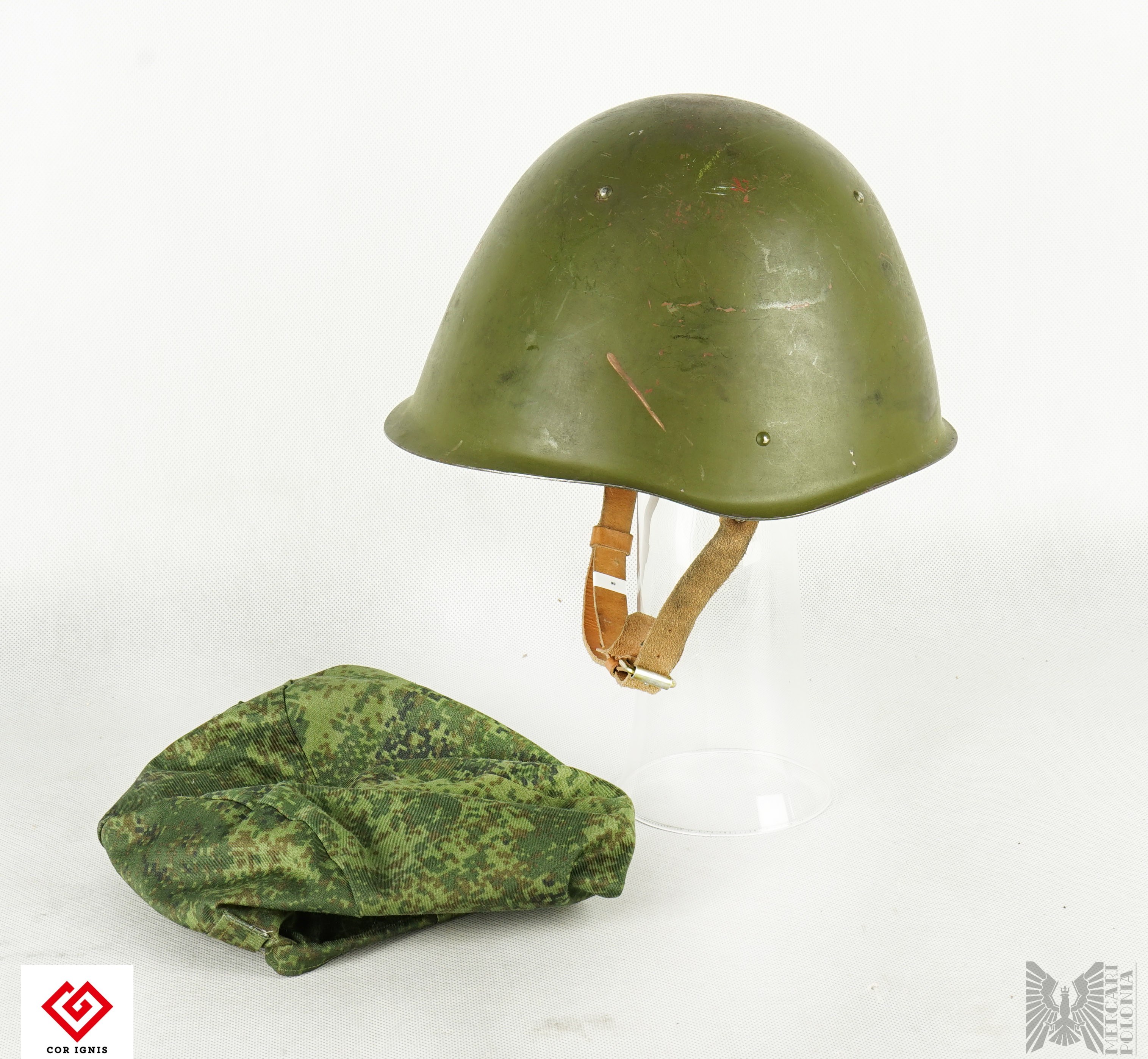 Soviet steel helmet wz. 68 with cover in EMR camouflage