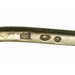 Srebrna łyżeczka z bursztynem, metka ORNO, Głoduń (113)