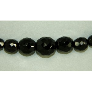 Mourning jewelry. Black glass necklace (220)