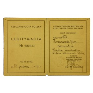 Poľská ľudová republika, súbor vyznamenaní a dokumentov po dôstojníkovi poľskej armády (362)